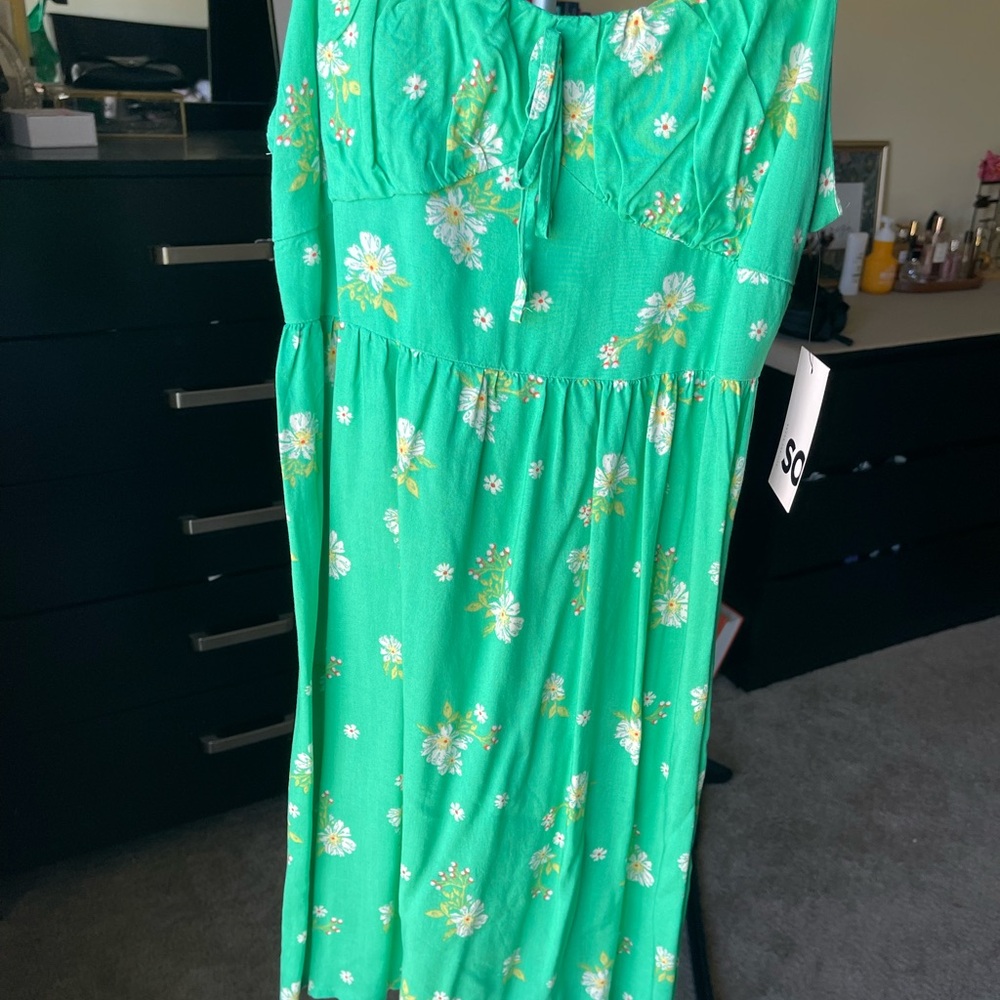 SO Vibrant Green Floral Mini Dress
